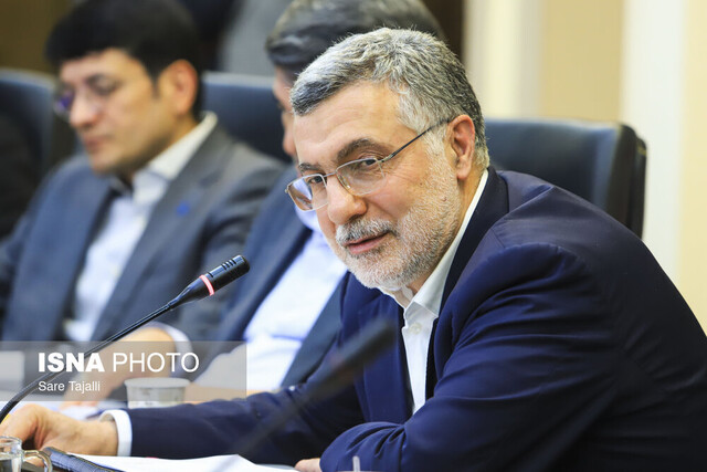 توجه به مشکلات کادر درمان، اولویت اساسی وزارت بهداشت است