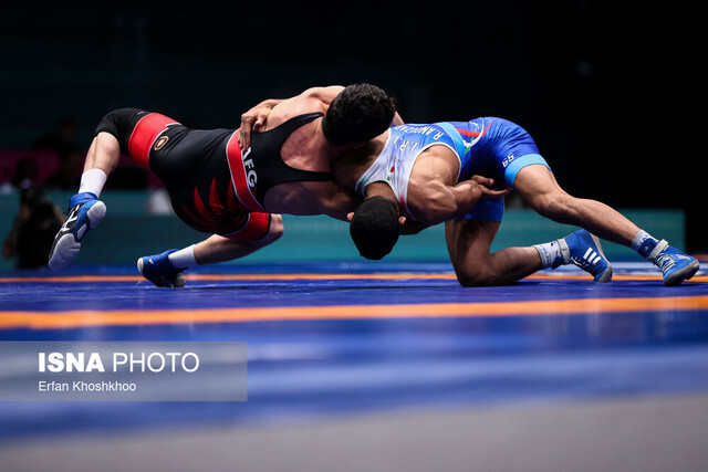 صعود خیبر خرمآباد به مرحله نیمه نهایی لیگ برتر کشتی