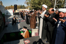 اقامه نماز باران به امامت آیت‌الله ابولحسن مهدوی، امام جمعه موقت اصفهان و عضو خبرگان رهبری