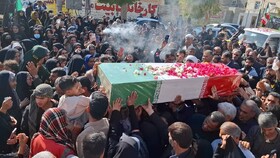 با آمدن شهید گمنام عنبرآباد یک‌صدا گریست