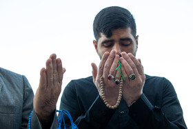 نماز طلب باران در مسجد مقدس جمکران