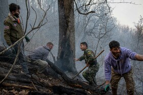 عملیات مهار آتش‌سوزی مناطق کوهستانی روستاهای دلیر و الیت