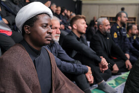 اولین شب مراسم عزاداری ایام شهادت حضرت فاطمةالزهرا سلام‌الله‌علیها در حسینیه امام خمینی(ره)