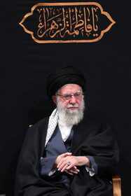 اولین شب مراسم عزاداری ایام شهادت حضرت فاطمةالزهرا سلام‌الله‌علیها در حسینیه امام خمینی(ره)