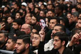 اولین شب مراسم عزاداری ایام شهادت حضرت فاطمةالزهرا سلام‌الله‌علیها در حسینیه امام خمینی(ره)