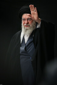 اولین شب مراسم عزاداری ایام شهادت حضرت فاطمةالزهرا سلام‌الله‌علیها در حسینیه امام خمینی(ره)