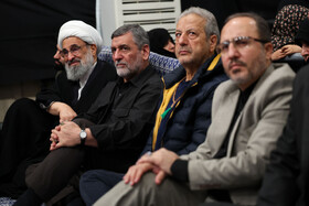 اولین شب مراسم عزاداری ایام شهادت حضرت فاطمةالزهرا سلام‌الله‌علیها در حسینیه امام خمینی(ره)