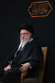 اولین شب مراسم عزاداری ایام شهادت حضرت فاطمةالزهرا سلام‌الله‌علیها در حسینیه امام خمینی(ره)