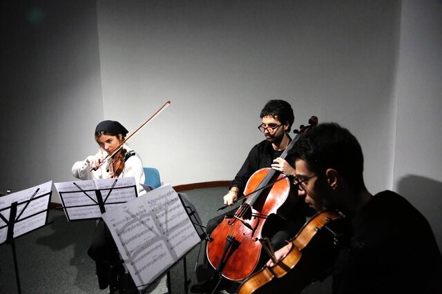 تبدیل نوازندگان موسیقی به اثر هنری در موزه هنرهای معاصر!