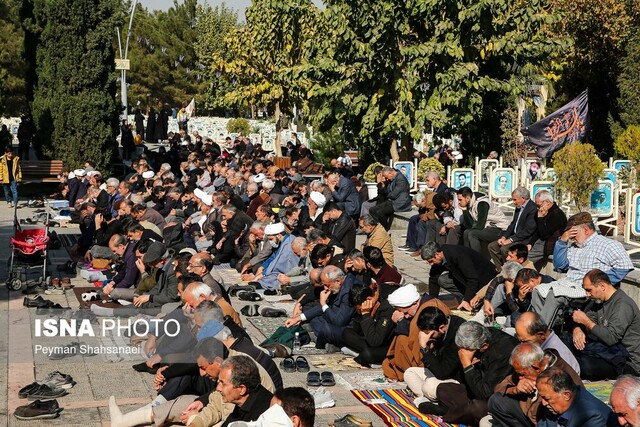 اقامه نماز دلهای امیدوار در طلب باران