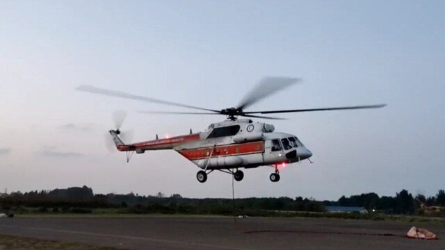 ۳  بالگرد هلال‌احمر به عملیات اطفای حریق منطقه جنگلی الیت پیوستند