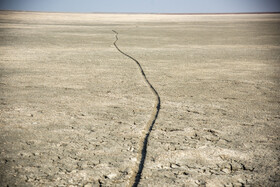 پسروی آب در ساحل گلوگاه خلیج گرگان