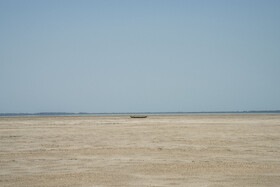 پسروی آب در ساحل گلوگاه خلیج گرگان