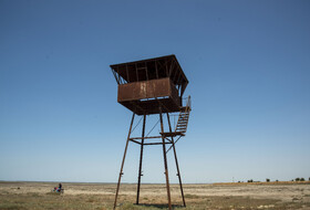 پسروی آب دریای چهار فصل بهشهر در خلیج گرگان