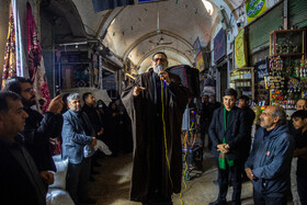 چهارپایه خوانی ایام فاطمیه در بازار قم