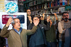 چهارپایه خوانی ایام فاطمیه در بازار قم