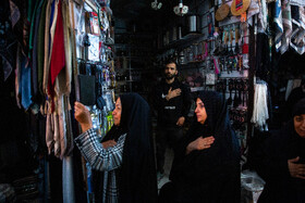 چهارپایه خوانی ایام فاطمیه در بازار قم