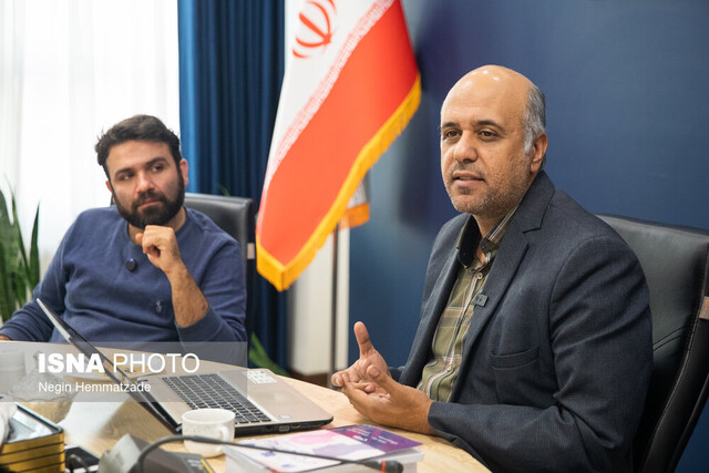 «ترنسکُشی» روایت رسمی را به چالش میکشد / "قربانی کردن یک نسل"