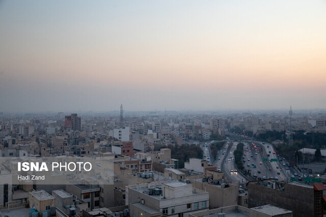 مسئول کنترل کیفیت هوای دانشگاه علوم پزشکی: همدانی‌ها از تردد غیرضروری در فضاهای باز خودداری کنند