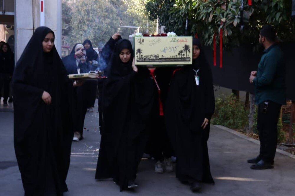 فاطمیه‌ای با عطر شهدای گمنام در دانشگاه‌های فارس 