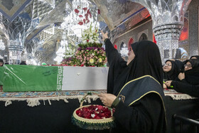 مراسم وداع با ۱۳ شهید گمنام در حرم مطهر رضوی