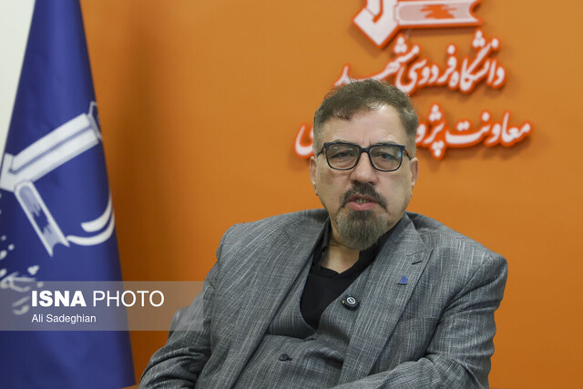 ساختار دانشگاهها باید متناسب با نیازهای واقعی جامعه بازطراحی شود