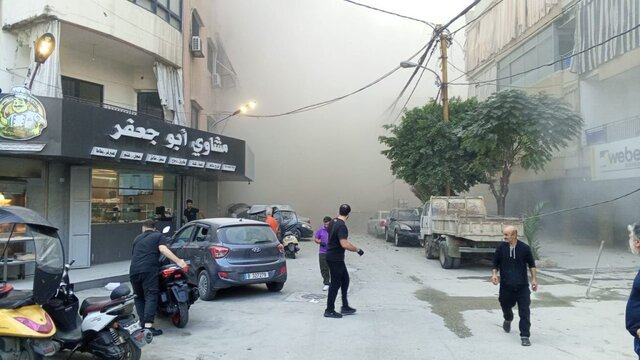 یک شهید و ۲۱ زخمی در پی حمله هوایی رژیم صهیونیستی به ضاحیه جنوبی بیروت