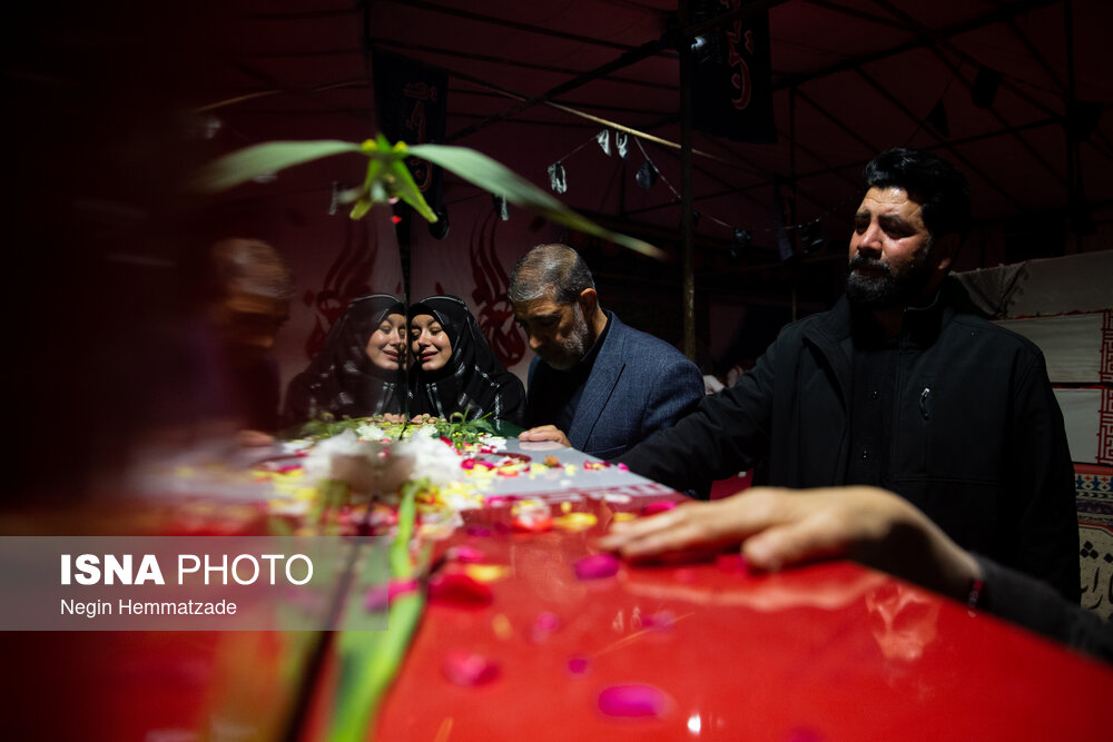 آیین وداع با ۱۰۰ شهید گمنام