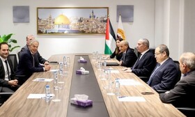 رایزنی معاون تشکیلات خودگردان فلسطین با تونی بلر درباره آینده غزه