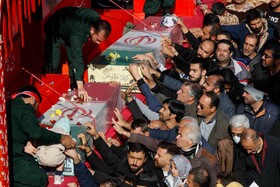 مراسم تشییع پیکر‌های ۱۲ شهید گمنام - اصفهان