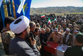 مراسم تشیع پیکر و تدفین شهدای گمنام - روستای قلعه‌جق