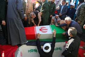 مراسم تشیع پیکر و تدفین شهدای گمنام - روستای قلعه‌جق