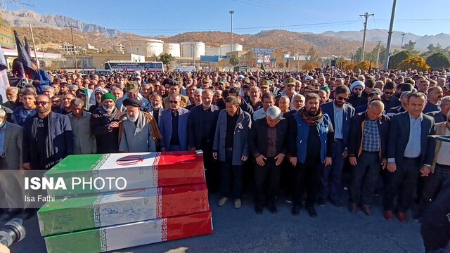 پیکر مطهر ۶ شهید گمنام دفاع مقدس در یاسوج تشییع شد