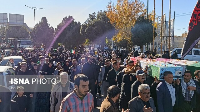 پیکر مطهر ۶ شهید گمنام دفاع مقدس در یاسوج تشییع شد