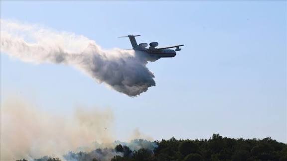 پرواز هواپیماهای ترکیه برای اطفای حریق جنگل الیت 
