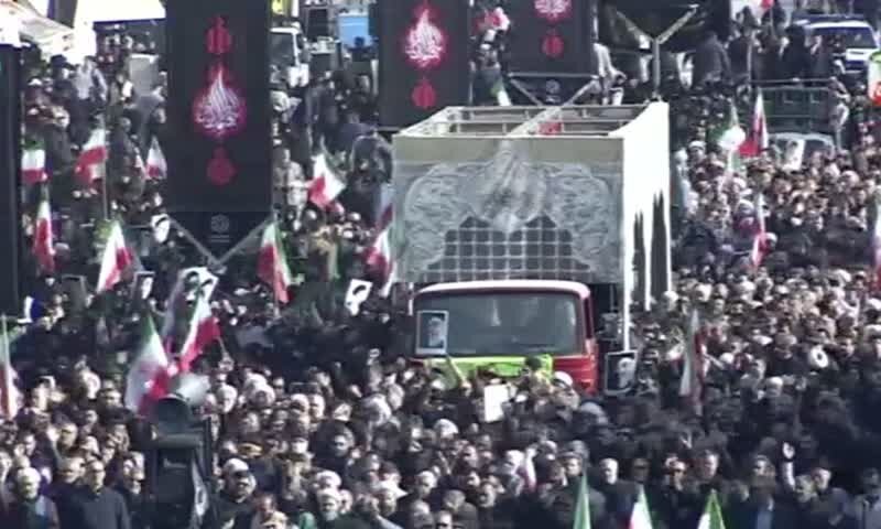 تشییع پیکر مطهر ۷ شهید گمنام در قم