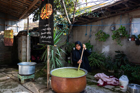 پخت آش نذری مردم شفت در سالروز شهادت حضرت فاطمه زهرا(س)