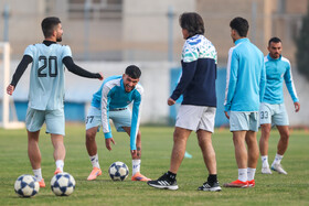 تمرین تیم فوتبال استقلال پیش از بازی با الوصل امارات