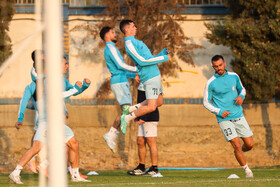 تمرین تیم فوتبال استقلال پیش از بازی با الوصل امارات