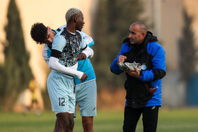 تمرین تیم فوتبال استقلال پیش از بازی با الوصل امارات