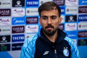 نشست خبری مهران احمدی، بازیکن استقلال پیش از دیدار با الوصل