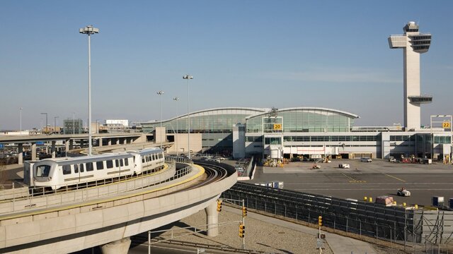 سنای آمریکا: سیاست مرزهای باز بایدن شهروندان آمریکایی را به خطر انداخت