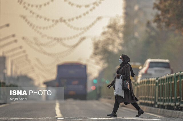 وضعیت هوای قم و قنوات در شرایط ناسالم برای همه گروه‌ها