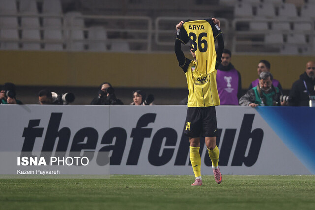 نبرد جذاب سپاهان و الاهلی در الثمامه/ تیم محرم با گل دیرهنگام رضاوند، برنده به رختکن رفت