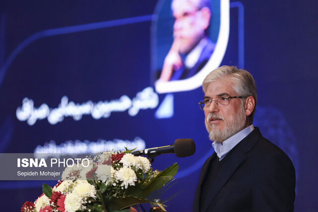 وزیر علوم: حیف است سرمایه‌های انسانی‌ را به دلیل تبعیض از دست بدهیم