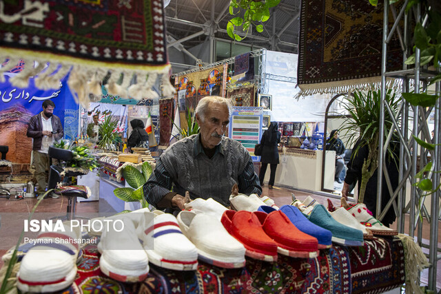 صنایع دستی در میان سوغات‌های کرمانشاه مهجور مانده‌/ آموزش‌ها اثرگذاری لازم را ندارد