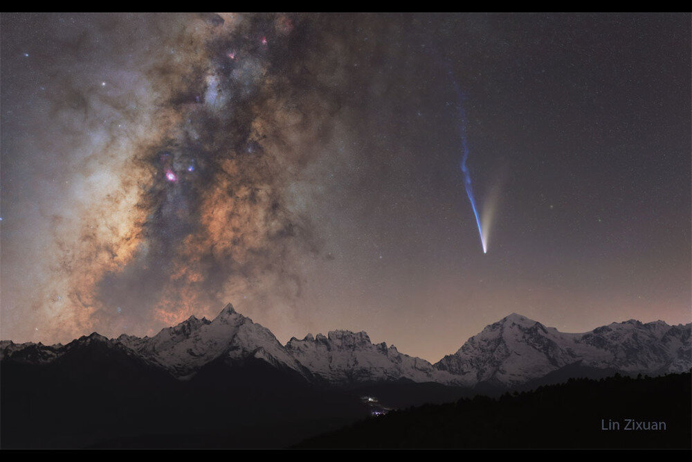 عکس روز ناسا از ملاقات «دنباله‌دار لمون» و راه شیری