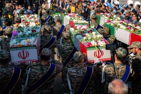 آیین تشییع ۶ شهید گمنام همزمان با ایام فاطمیه در شهر بوشهر