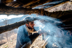 امیر حسین مشایخ، یکی از جوان‌ترین داوطلبان این گروه بود که ۲۰ سال سن داشت. او دور پیش به منطقه اعزام شده بود.