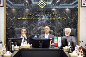 نشست استاندار کرمانشاه با عضای کمیسیون صنایع و معادن مجلس و معاونت وزیر صمت در طرح بازدید از توسعه ی پتروشیمی اوره و آمونیاک